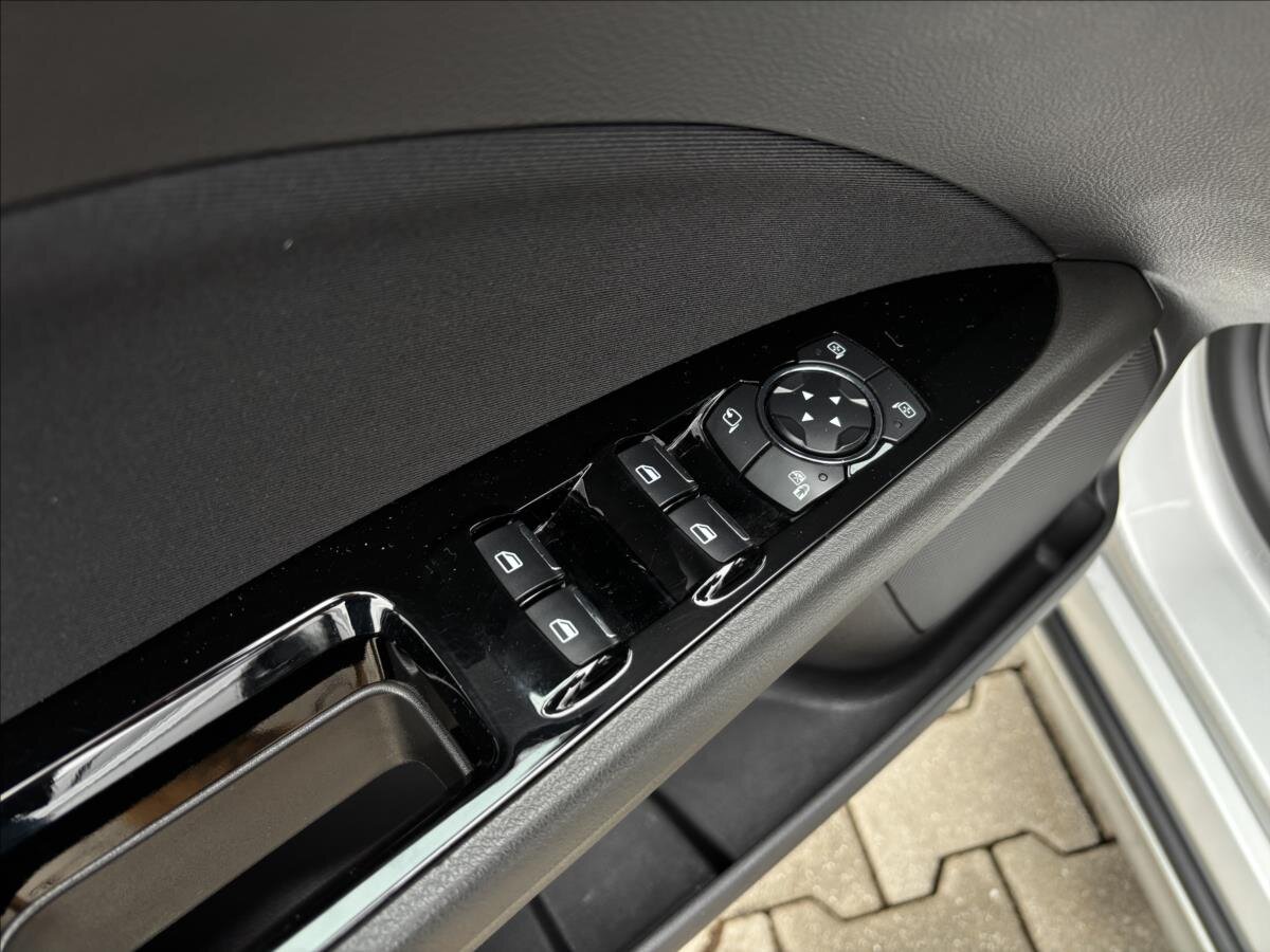 Ford Mondeo Kombi 2,0 l 140 kw