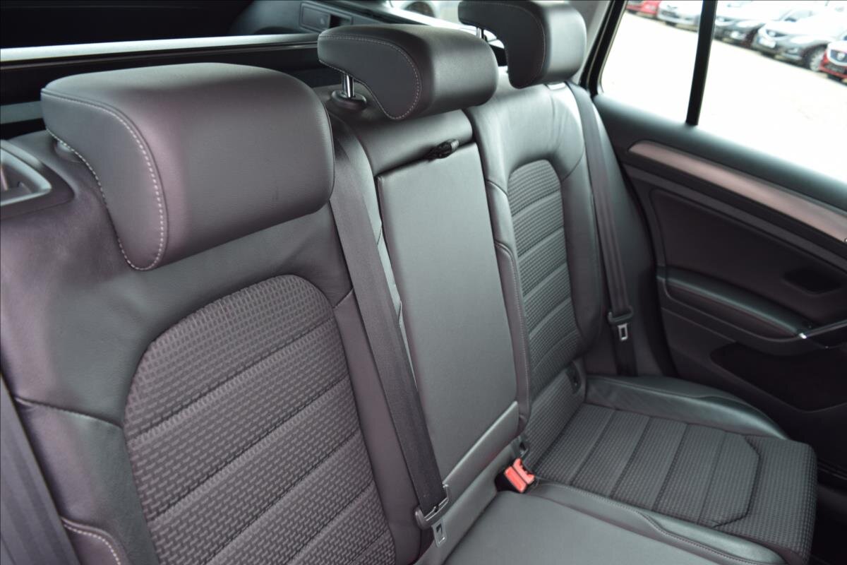 Volkswagen Golf Kombi 1,4 l 90 kw