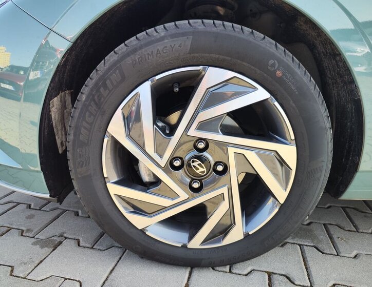 Hyundai i20 Hatchback 1,2 l 58 kw