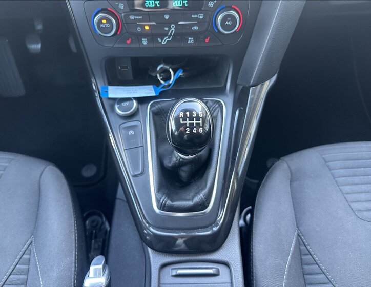 Ford Focus Kombi 1,5 l 110 kw