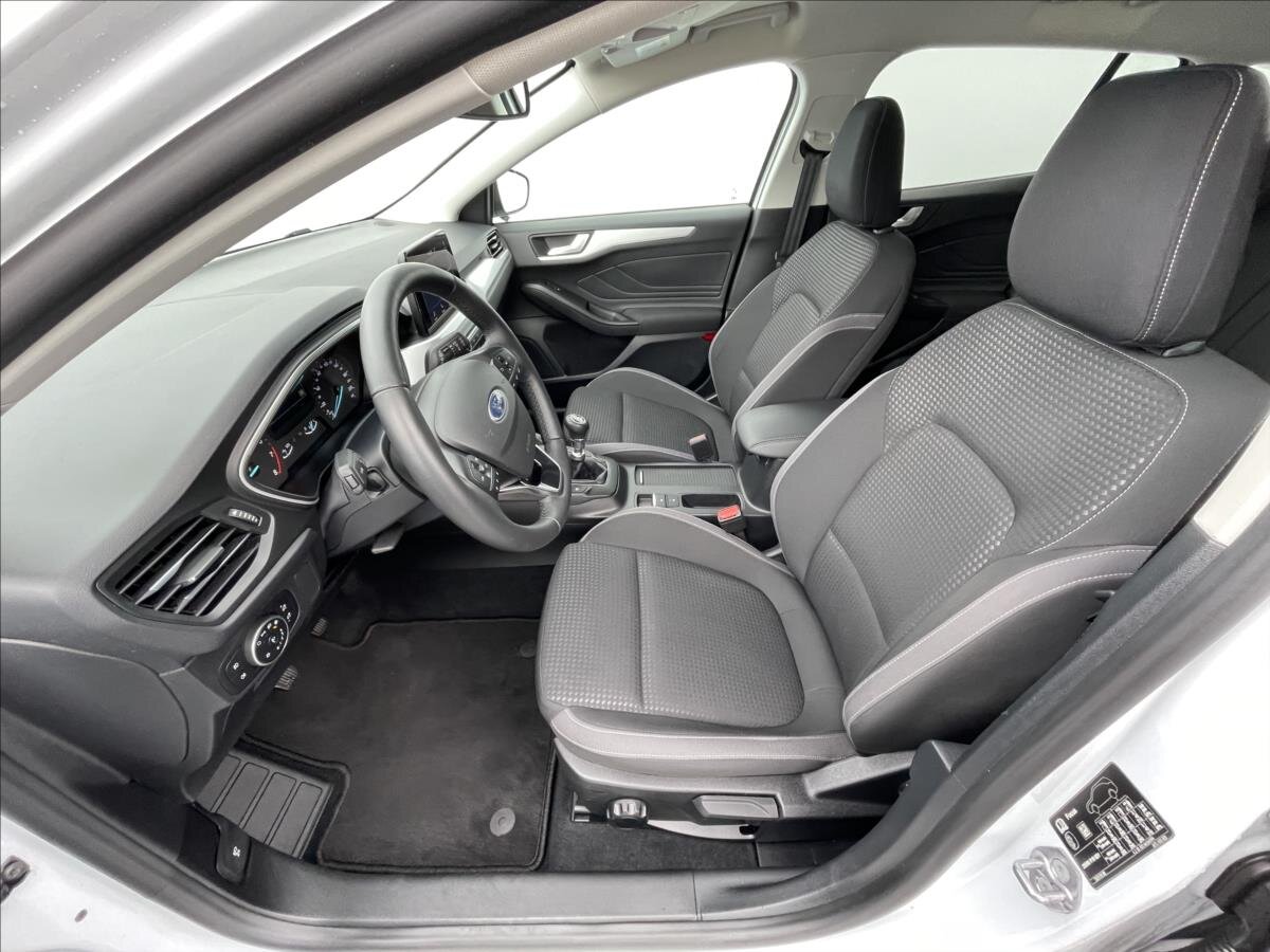 Ford Focus Kombi 999,0 92 kw