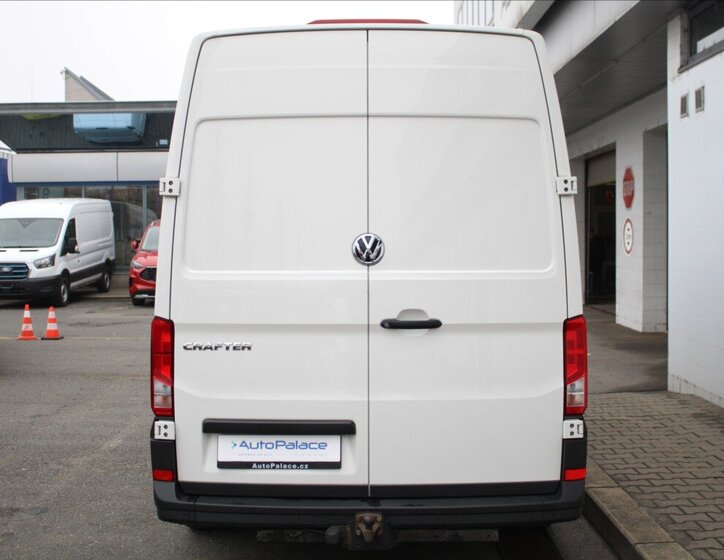 Volkswagen Crafter Skříň 2,0 l 103 kw