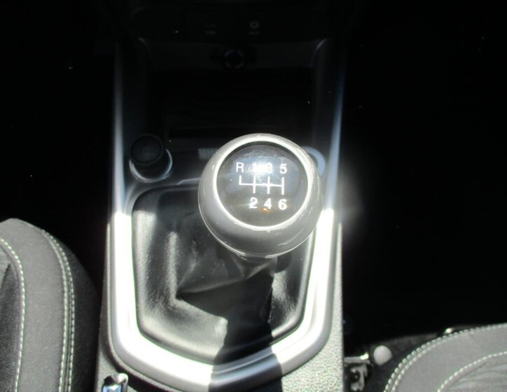 SsangYong Tivoli Hatchback 1,6 l 85 kw