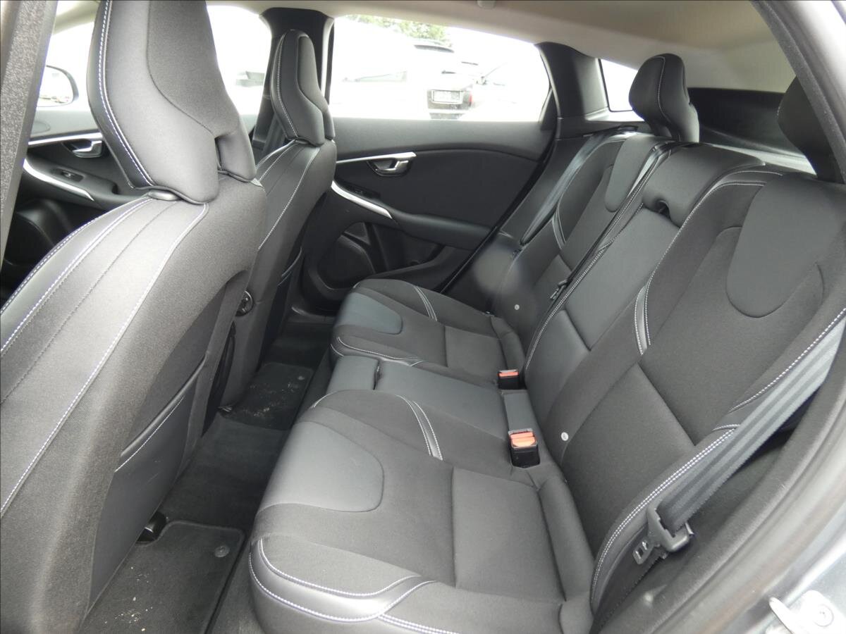 Volvo V40 Hatchback 2,0 l 88 kw