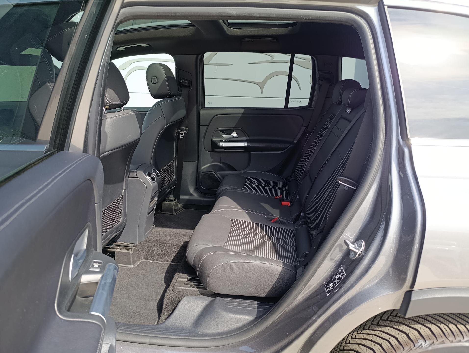 Mercedes-Benz GLB SUV / Terénní 1,3 l 120 kw