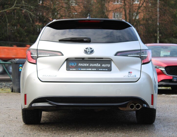Toyota Corolla Kombi 2,0 l 112 kw