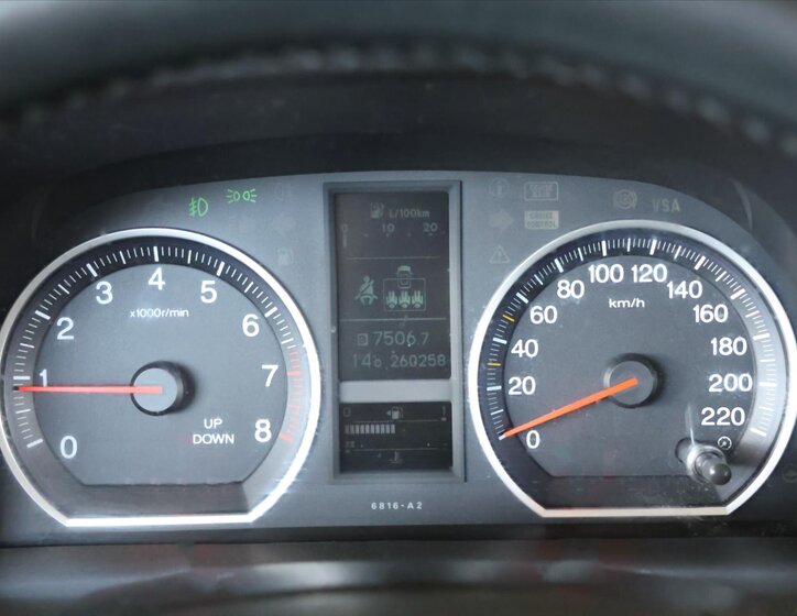 Honda CR-V Kombi 2,0 l 110 kw