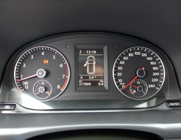 Volkswagen Touran Kombi 1,4 l 103 kw