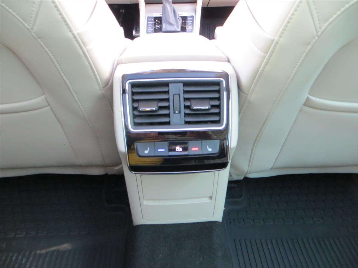 Škoda Superb Kombi 2,0 l 147 kw
