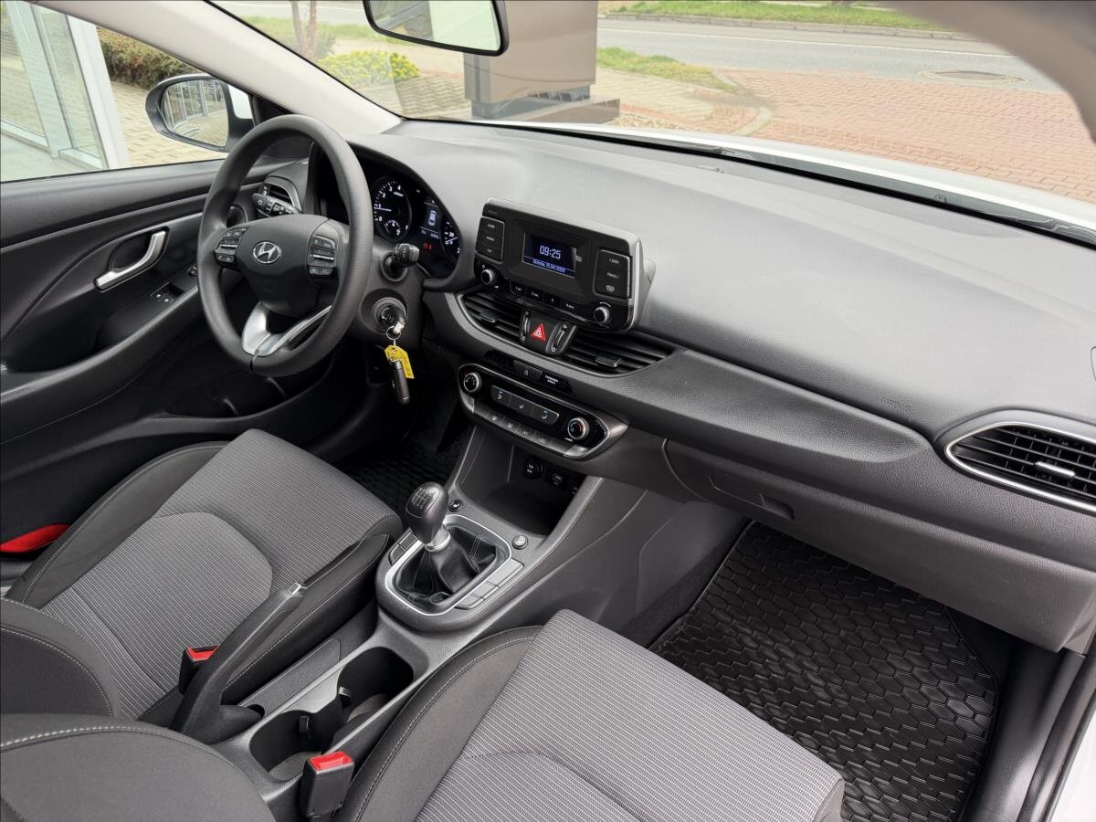 Hyundai i30 Hatchback 1,5 l 80 kw