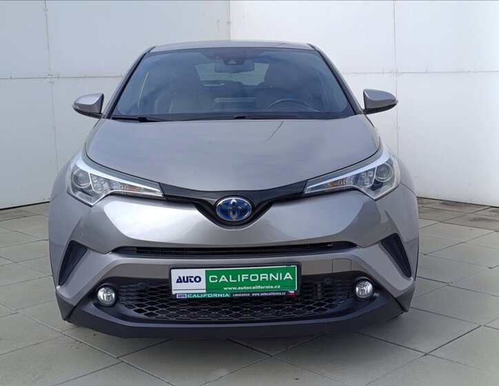 Toyota C-HR Hatchback 1,8 l 72 kw