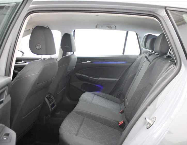 Volkswagen Golf Kombi 999,0 81 kw