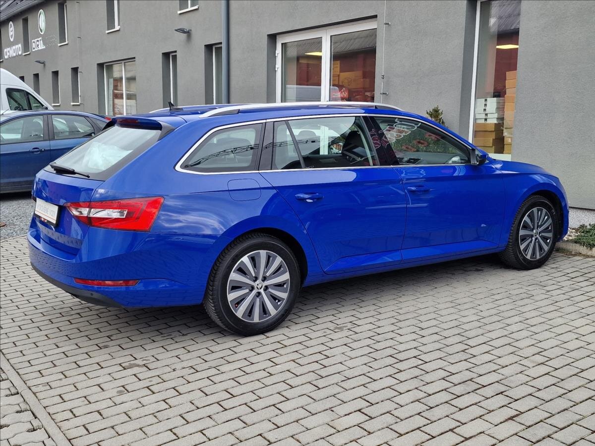 Škoda Superb Kombi 1,5 l 110 kw