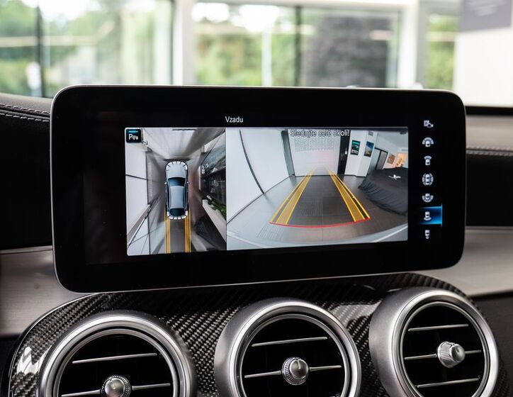 Mercedes-Benz GLC 14