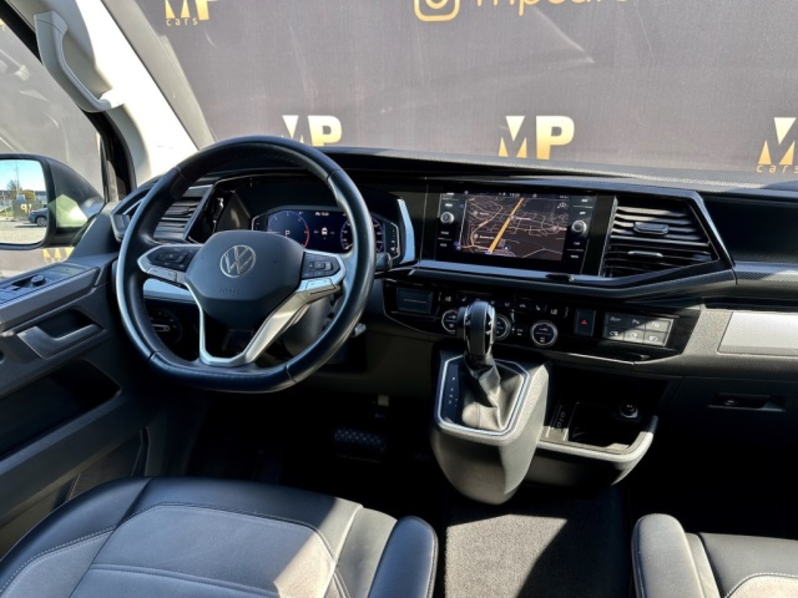 Volkswagen Multivan 11