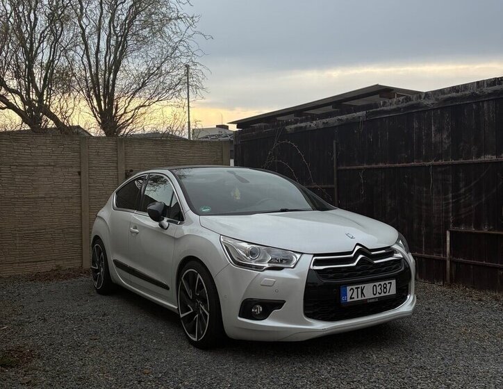 Citroën DS4 Hatchback 2,0 l 120 kw