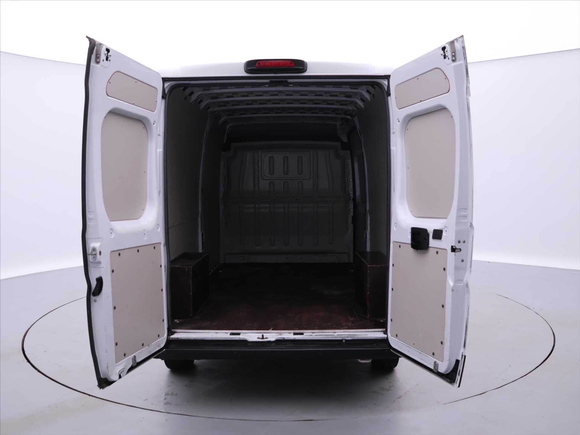 Opel Movano Ostatní 2,2 l 103 kw