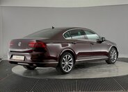 Volkswagen Passat Sedan / Limuzína 2,0 l 140 kw