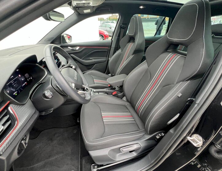 Škoda Scala Hatchback 1,0 l 85 kw