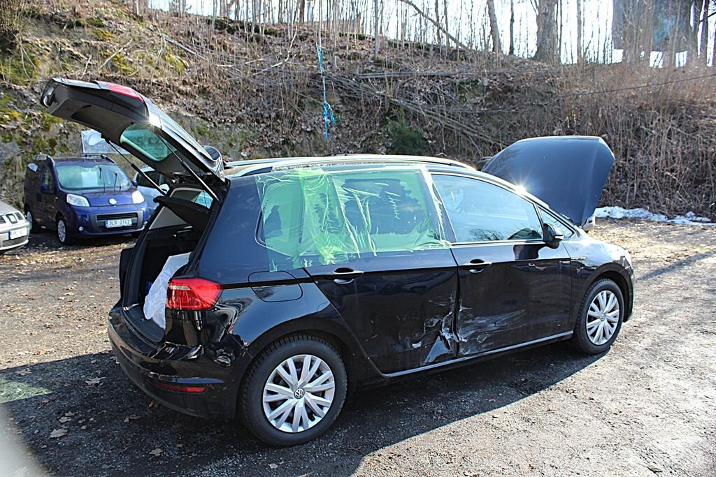 Volkswagen Golf Sportsvan Kombi 1,2 l 81 kw