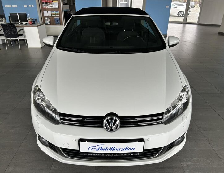 Volkswagen Golf 10