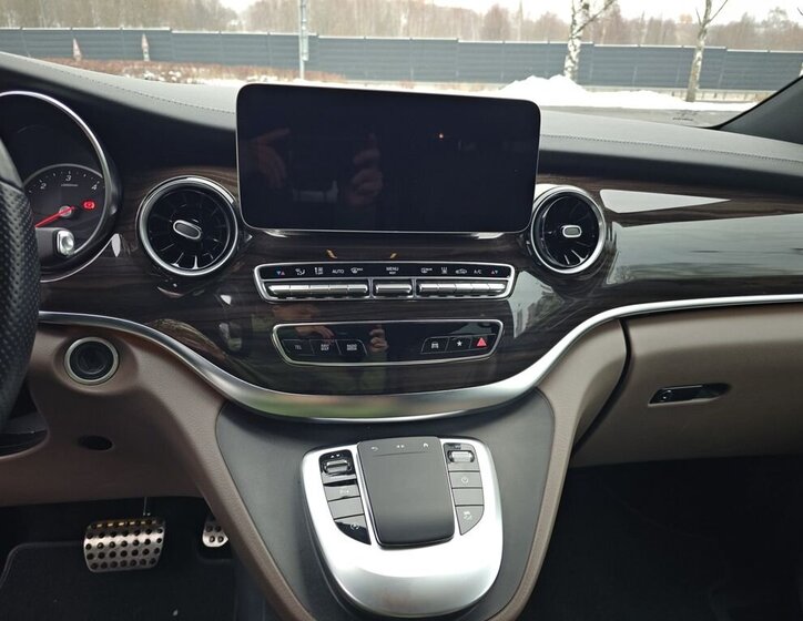 Mercedes-Benz Třídy V VAN-Minibus 2,0 l 174 kw