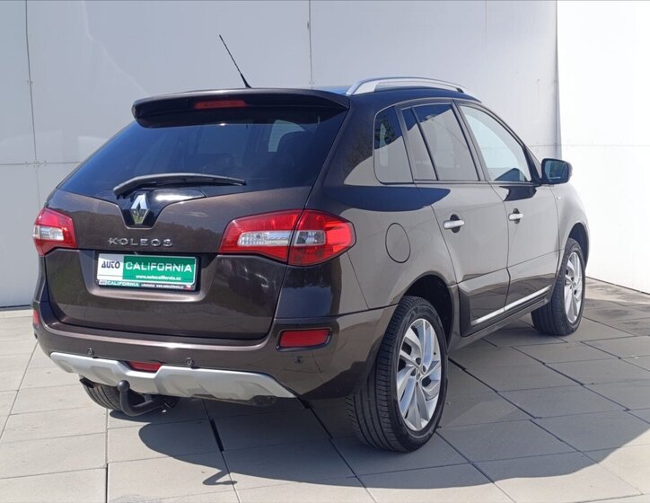Renault Koleos SUV / Terénní 2,0 l 127 kw