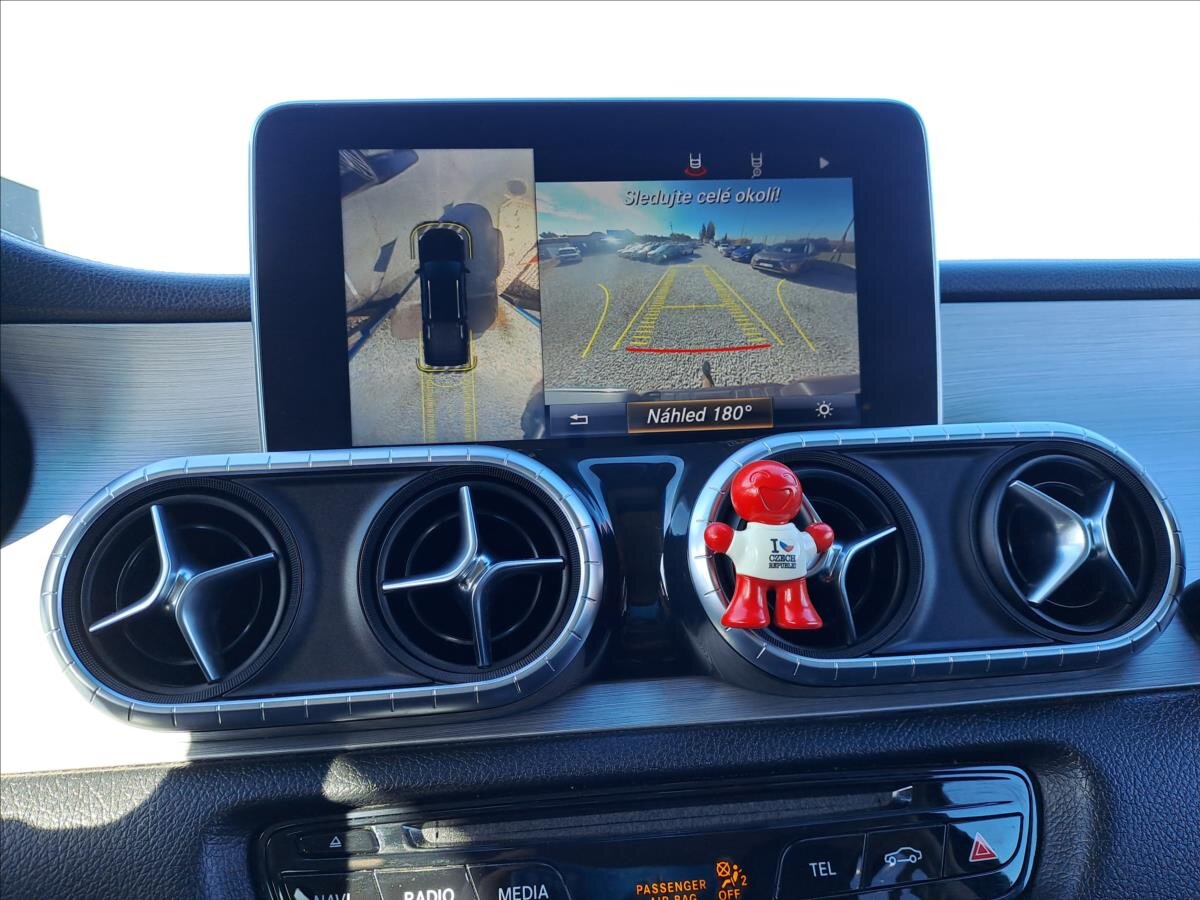 Mercedes-Benz Třídy X