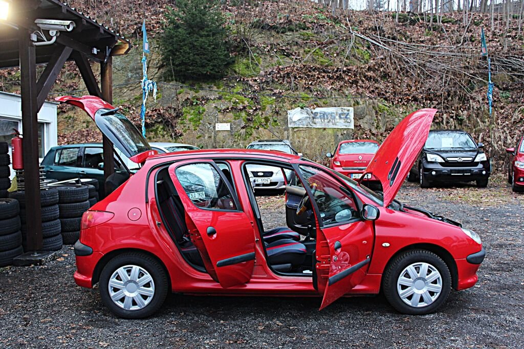 Peugeot 206