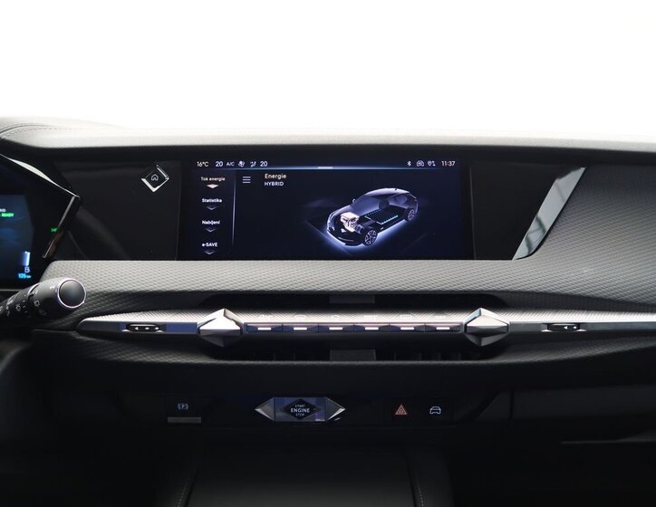 DS Automobiles DS4 Hatchback 1,6 l 132 kw