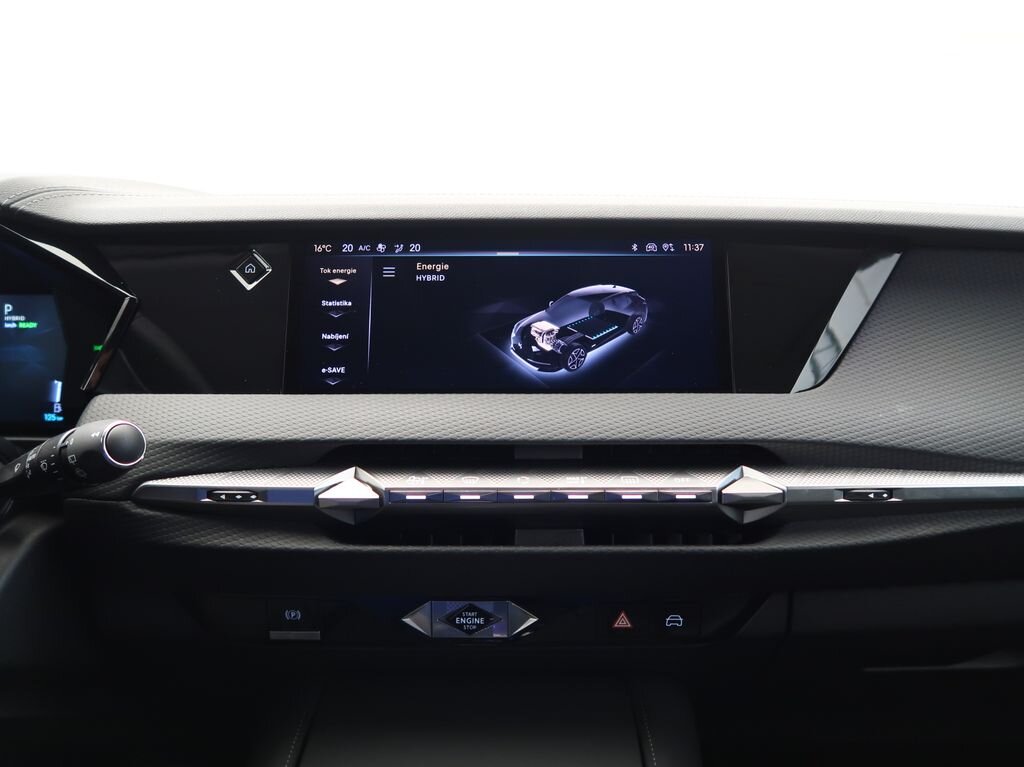 DS Automobiles DS4 Hatchback 1,6 l 132 kw