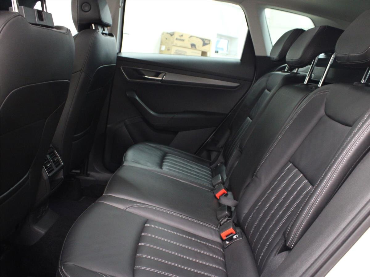 Škoda Karoq SUV / Terénní 2,0 l 110 kw