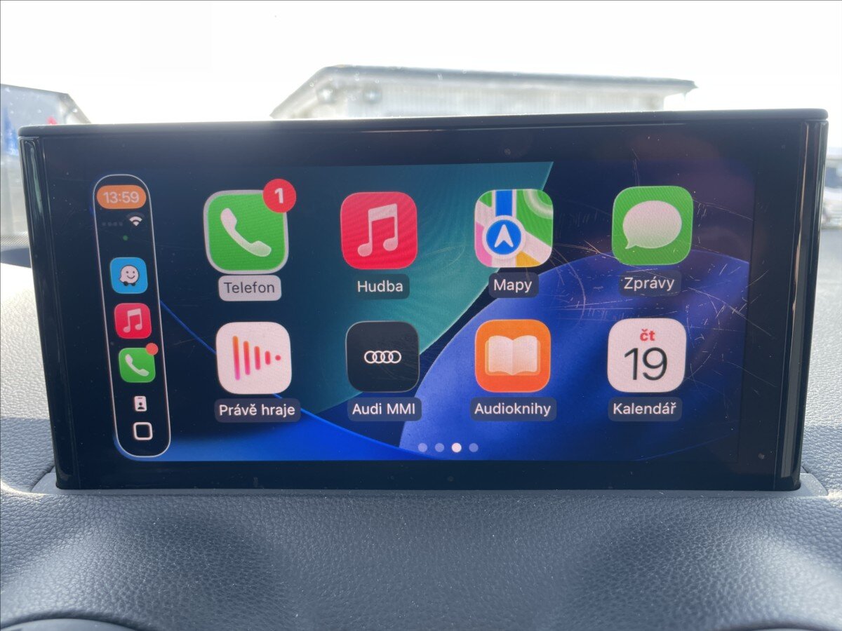 Audi Q2 SUV / Terénní 1,5 l 110 kw