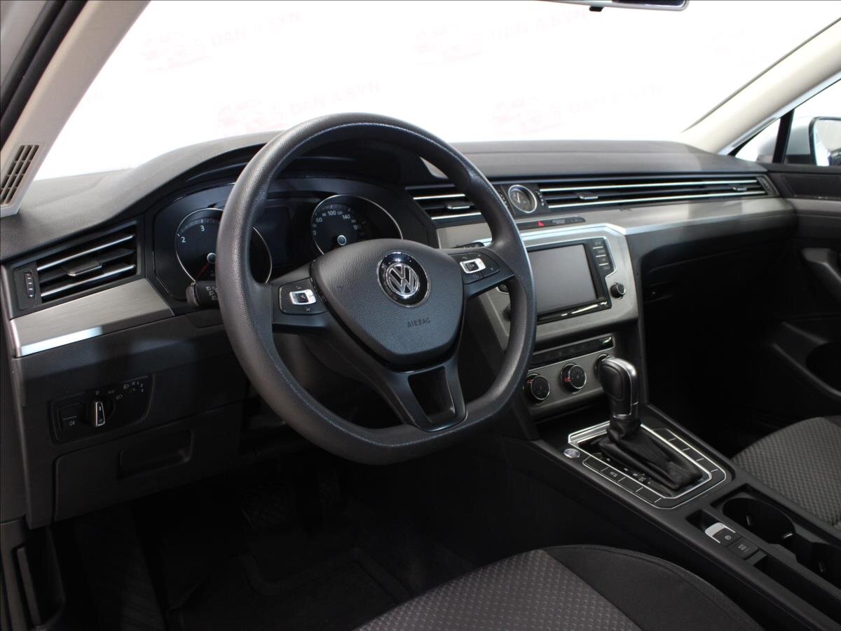 Volkswagen Passat Kombi 2,0 l 110 kw