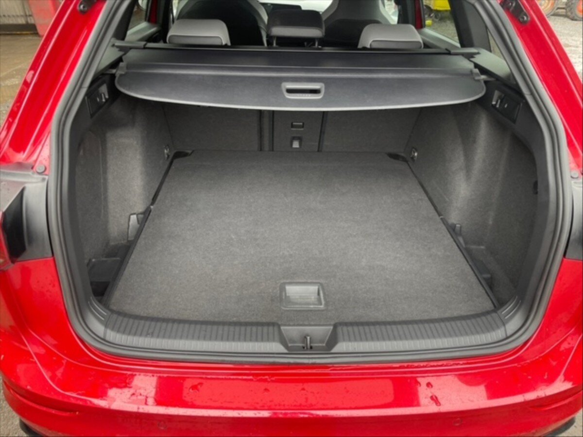 Volkswagen Golf Kombi 2,0 l 110 kw