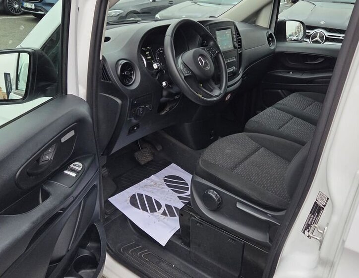 Mercedes-Benz Vito 10