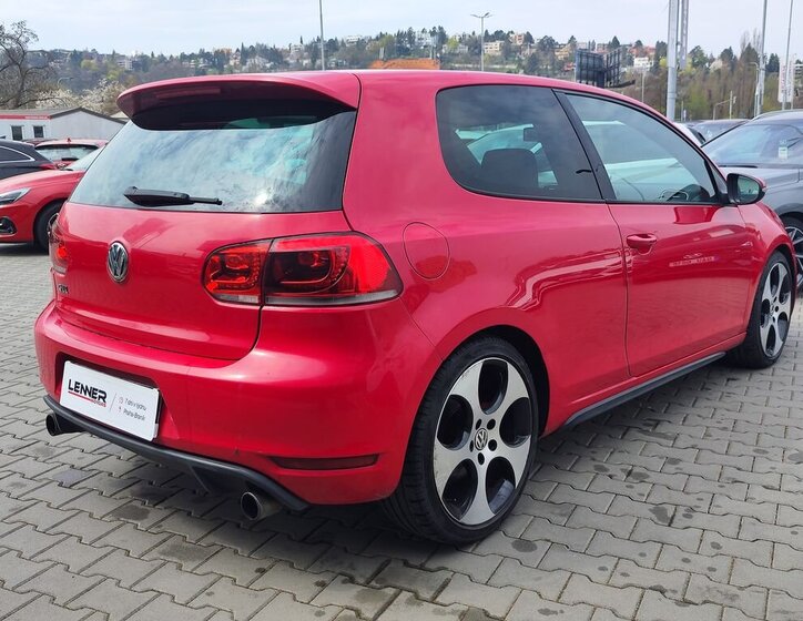 Volkswagen Golf Kombi 2,0 l 155 kw