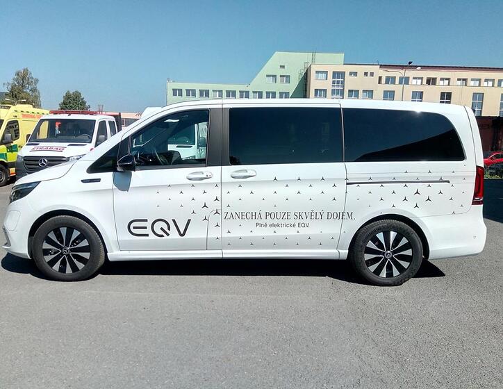 Mercedes-Benz EQV 2
