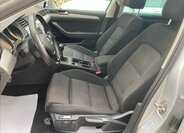 Volkswagen Passat Kombi 1,4 l 110 kw