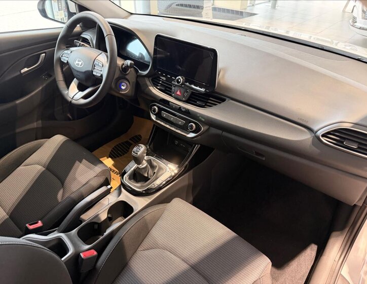 Hyundai i30 Hatchback 1,5 l 70 kw