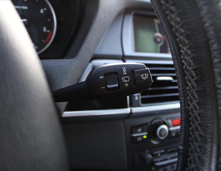 BMW X5 SUV 3,0 l 225 kw