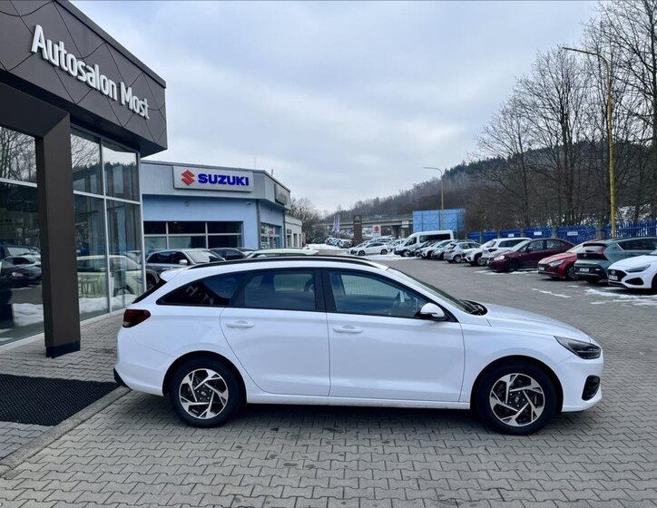 Hyundai i30 Kombi 1,5 l 71 kw