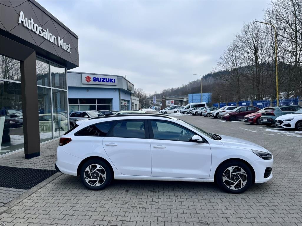 Hyundai i30 Kombi 1,5 l 71 kw