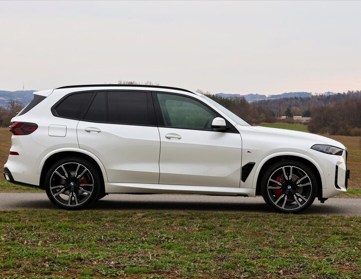 BMW X5 SUV / Terénní 3,0 l 259 kw