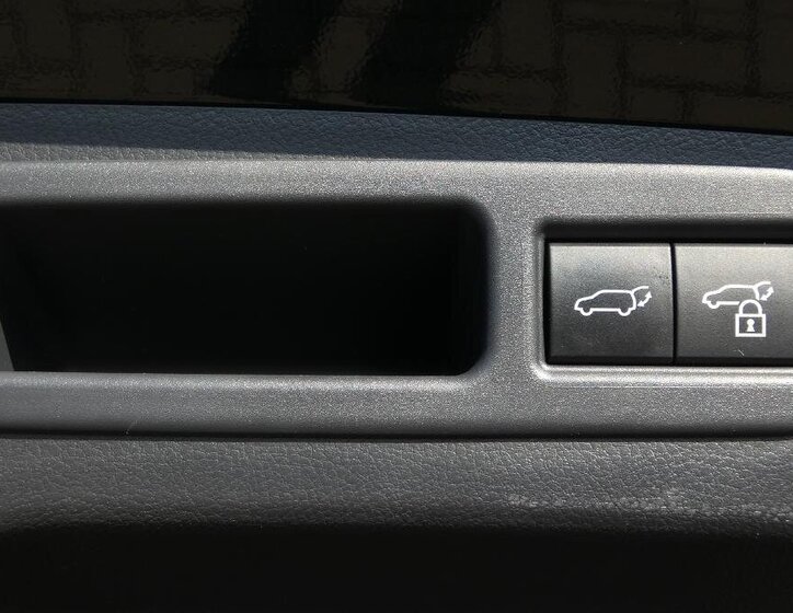 Lexus RX 350h SUV / Terénní 2,5 l 140 kw