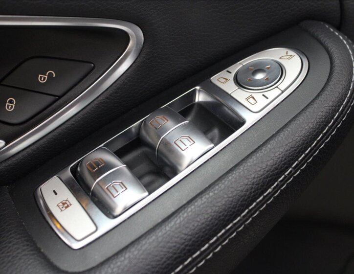 Mercedes-Benz Třídy C Kombi 2,0 l 135 kw