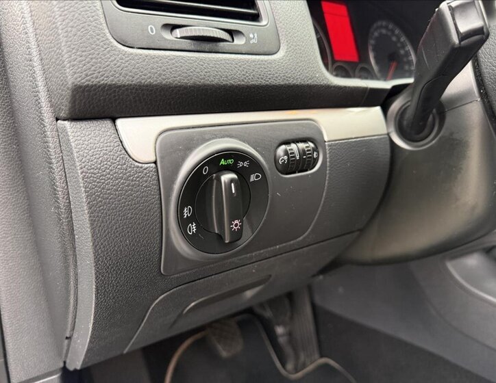 Volkswagen Golf Hatchback 1,4 l 90 kw