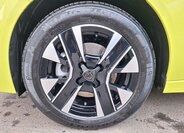 Peugeot 208 Hatchback 1,2 l 74 kw