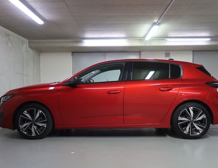 Peugeot 308 8
