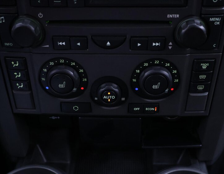 Land Rover Discovery SUV / Terénní 2,7 l 140 kw